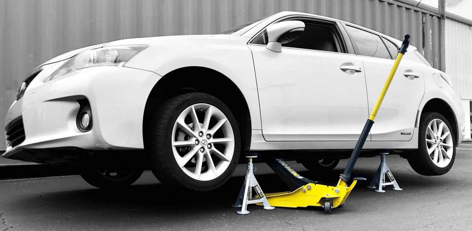 Floor Jacks vs. Trolley Jacks… What is the Difference? ESCO